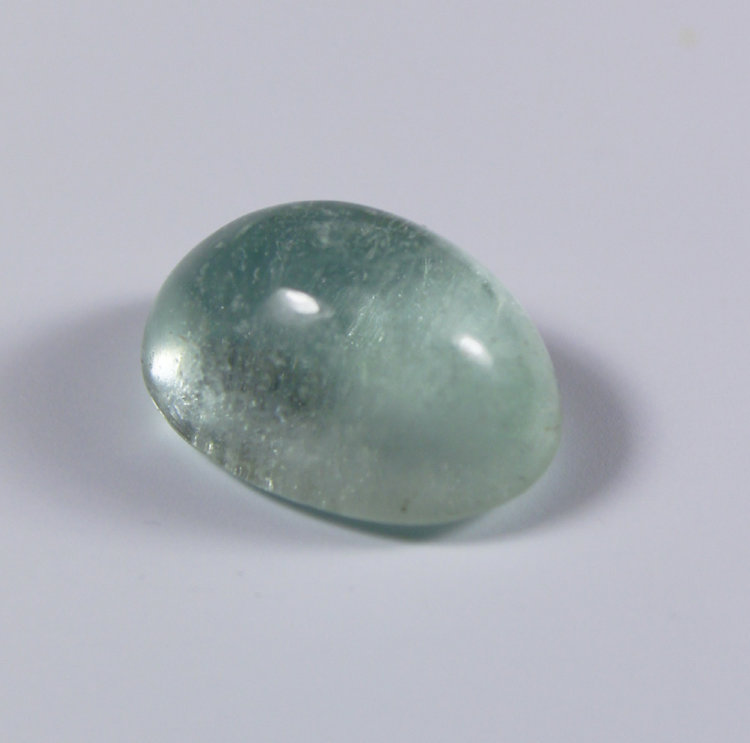 Камень Аквамарин кабошон овал 12х8 мм натуральный 4.30 карат арт. 10538