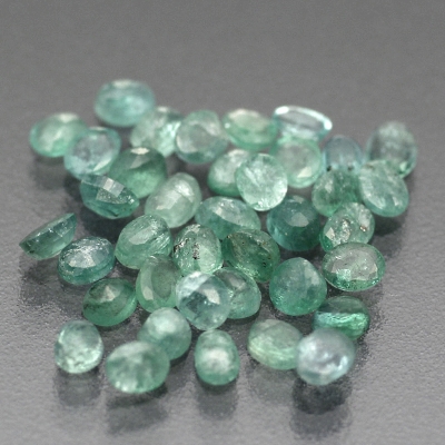 Камень зелёный берилл натуральный 5.47 карат арт. 14007