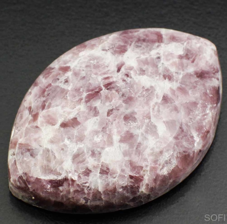  Камень Лепидолит натуральный 40.00 карат арт. 1602