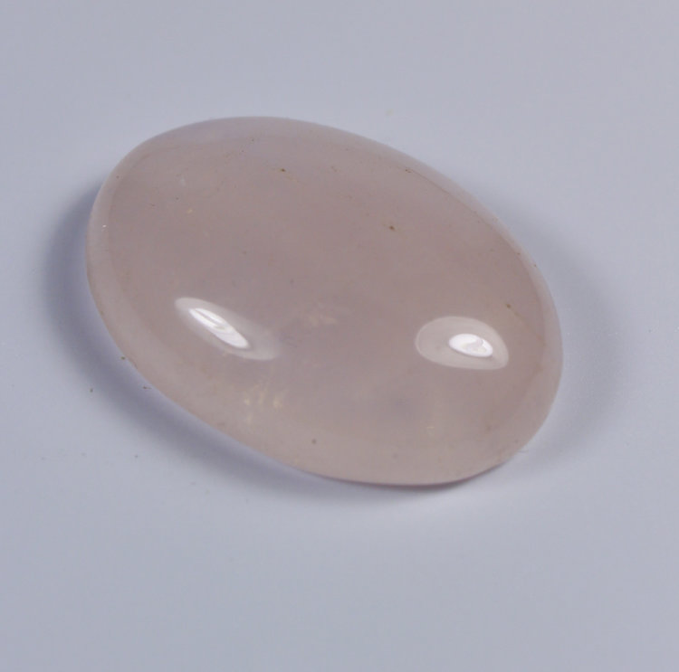 Камень розовый Кварц натуральный 20.99 карат арт. 3599