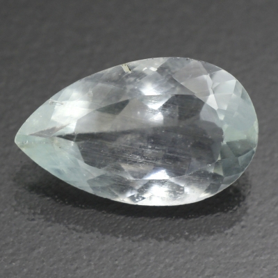 Камень Аквамарин натуральный 2.55 карат 13х8 мм груша арт 21314