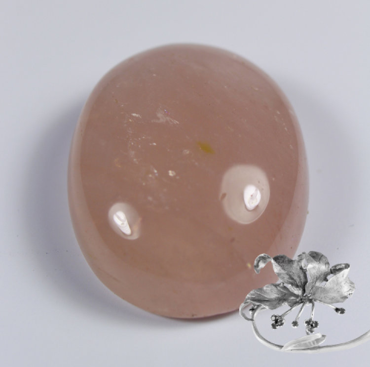 Камень розовый Кварц натуральный 47.35 карат арт. 3593