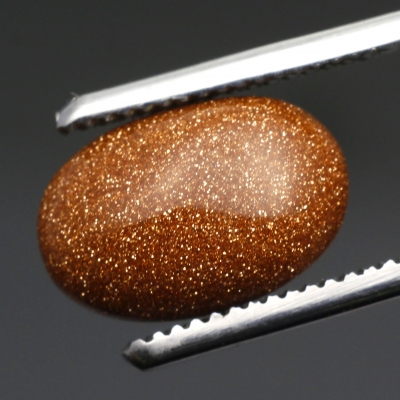 Камень Авантюрин имитация 5.70 карат 15х10 мм овал кабошон арт. 8336