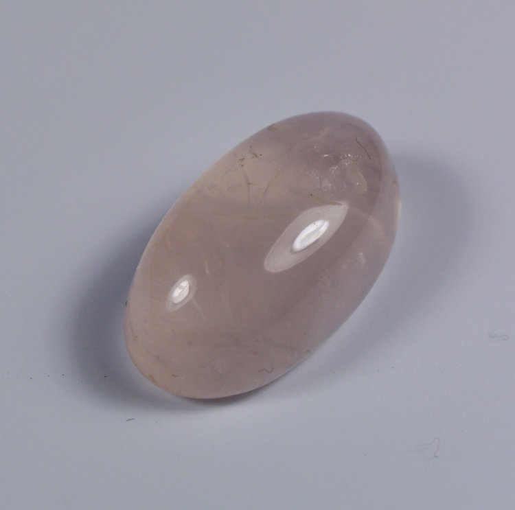Камень розовый Кварц натуральный 15.20 карат арт. 3585