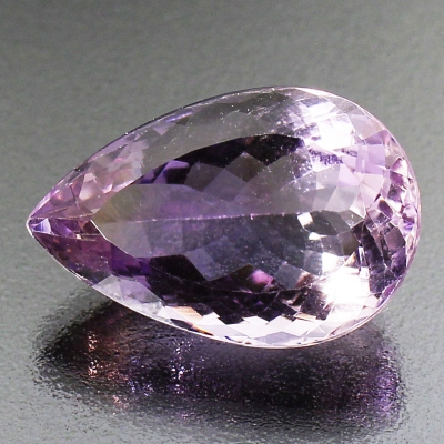 Камень фиолетово-золотистый Аметрин натуральный 22.02 карат арт 40222