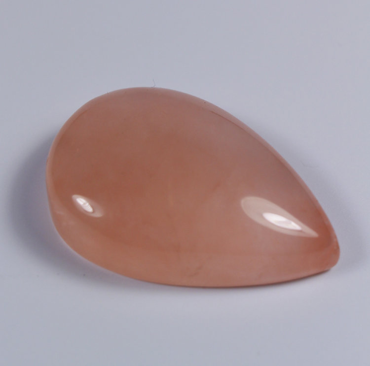 Камень розовый Кварц натуральный 30.90 карат арт. 10567