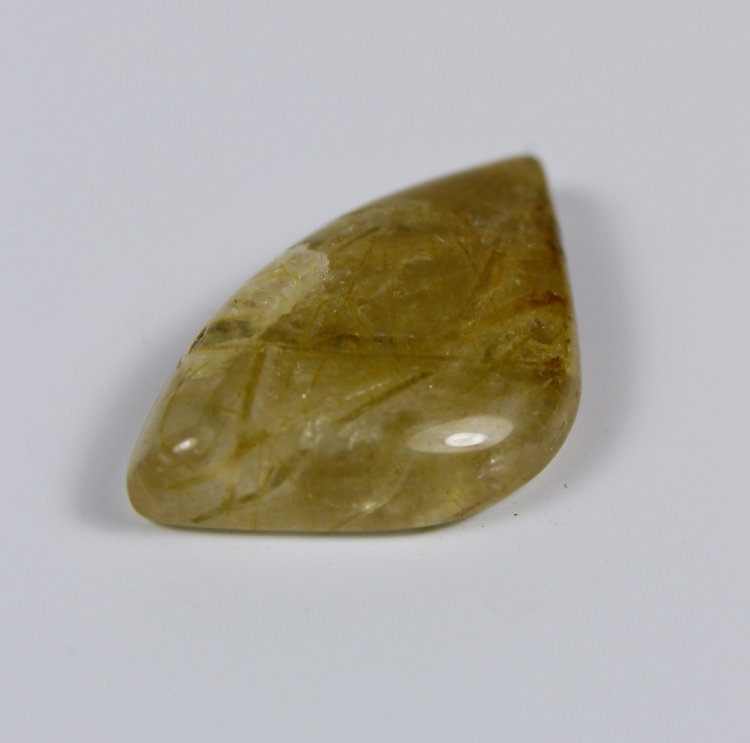 Камень Кварц с рутилом натуральный 12.15 карат арт. 10820