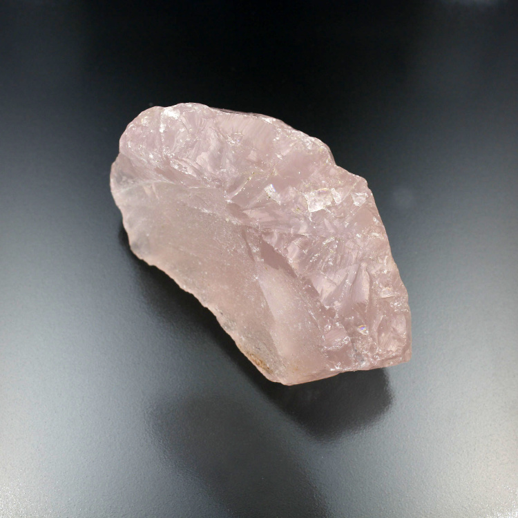 Минерал Розовый кварц натуральный 667.50 карат арт. 1591