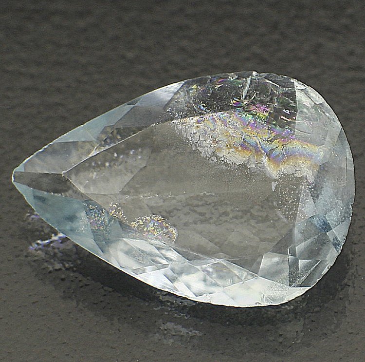 Камень Аквамарин натуральный 2.10 карат арт. 18452