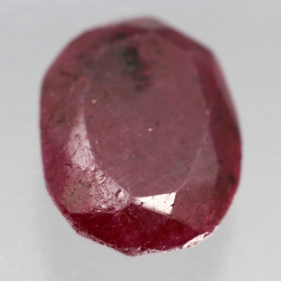 Камень розовый корунд натуральный 15.10 карат арт 14410