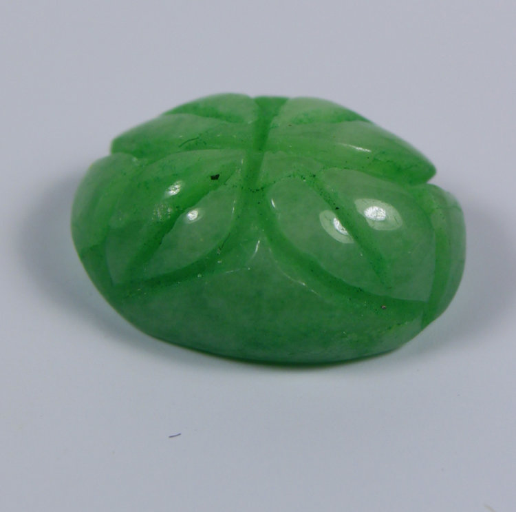 Камень зелёный берилл  натуральный 12.80 карат арт. 10704