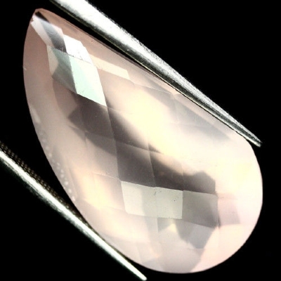 Камень розовый Кварц натуральный 28.22 карат арт 24166