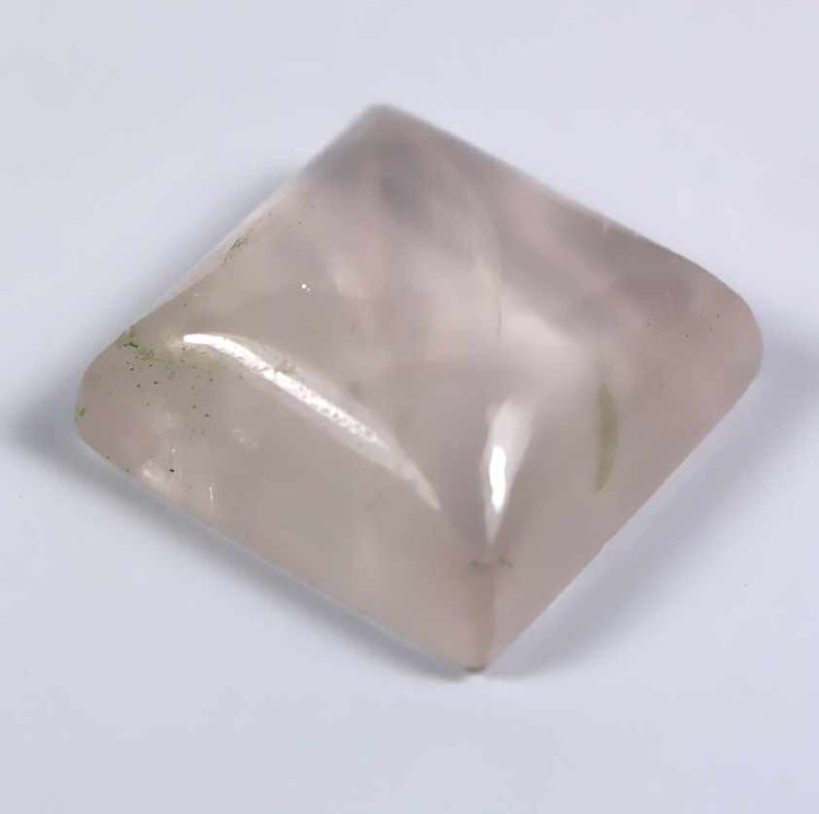 Камень розовый Кварц натуральный 14.80 каратa арт. 10684