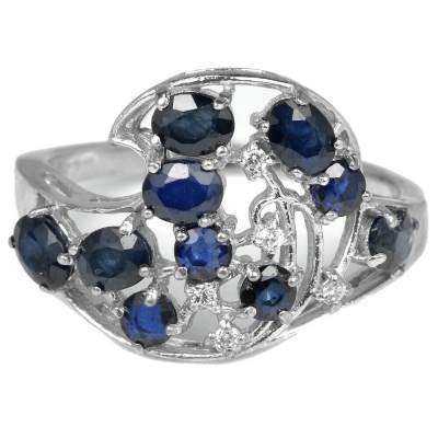 Серебряное кольцо с синим корундом натуральным арт 27490