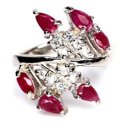 Серебряное кольцо с рубином натуральным арт 21902