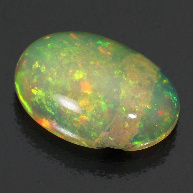 Rainbow stone. Опал. Опал камень. Опал натуральный камень. Радужный опал.