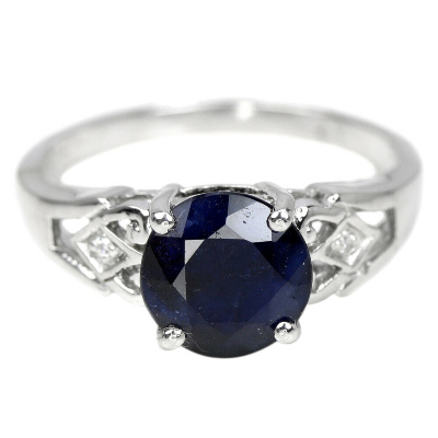 Серебряное кольцо с синим корундом натуральным арт 28460 1
