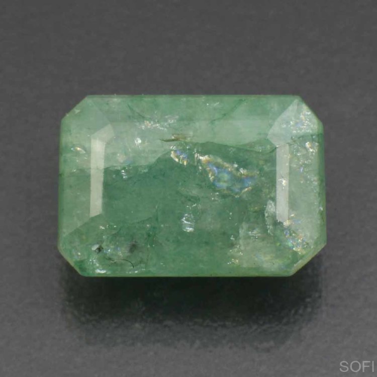Камень Зелёный берилл натуральный 4.50 карат арт. 30016