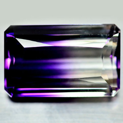 Камень фиолетово-золотистый Аметрин лабораторный 29.86 карат арт. 1950