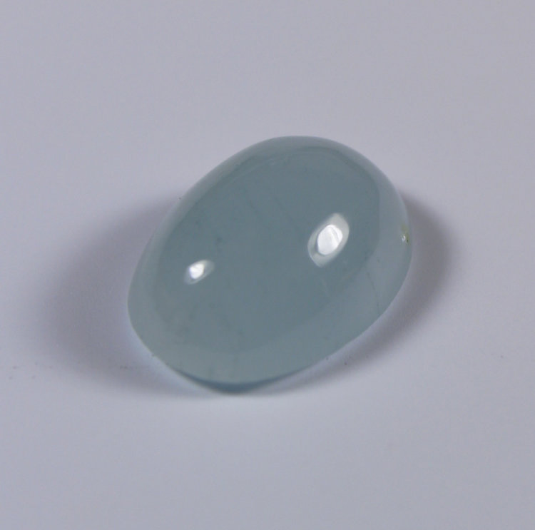 Камень Аквамарин кабошон голубой 13х10 мм овал натуральный 5.40 карат арт. 10534